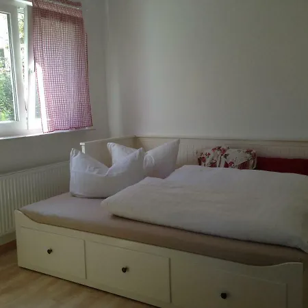 Quarto em Acomodações Particulares Petite Bellevue Ii